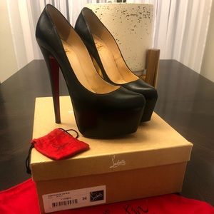 Christian Louboutin DAFFODILE 160 KID black shoes